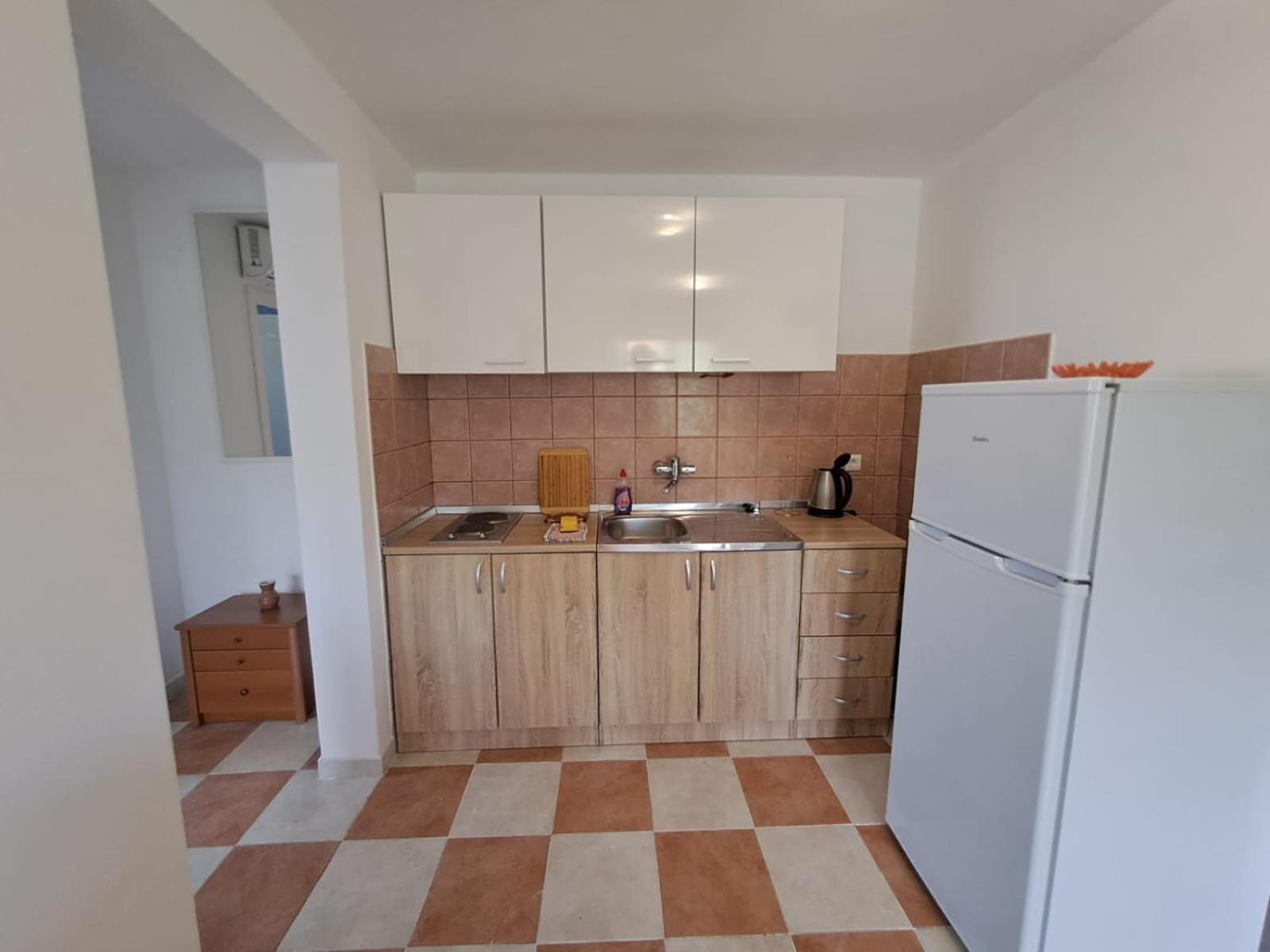 Apartments Neli Vinišće Екстериор снимка